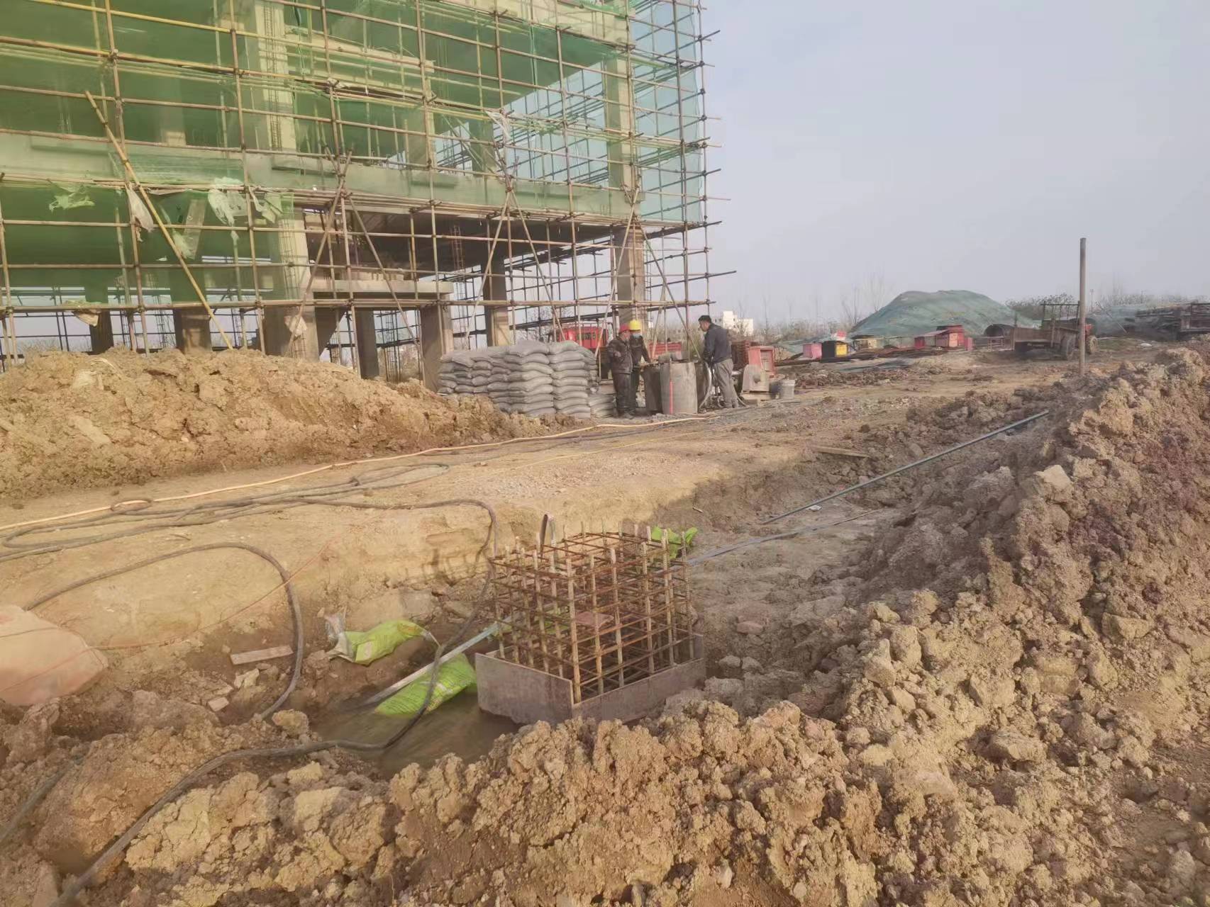 吉阳镇当桥梁出现裂缝的时候应该及时加固修补